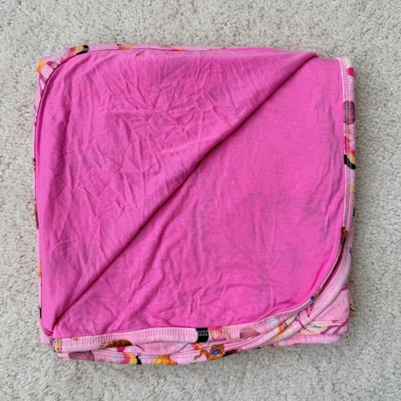 Posh Peanut x Disney’s The Little Mermaid Classic Reversible Patoo - 40”x40” - Picture 3 of 6